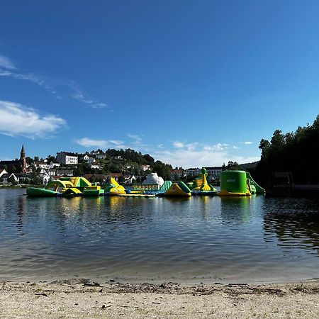 Familievennlig Apartment Tvedestrand Buitenkant foto