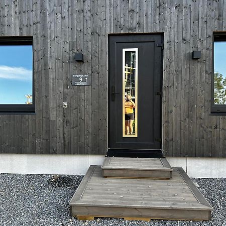 Familievennlig Apartment Tvedestrand Buitenkant foto