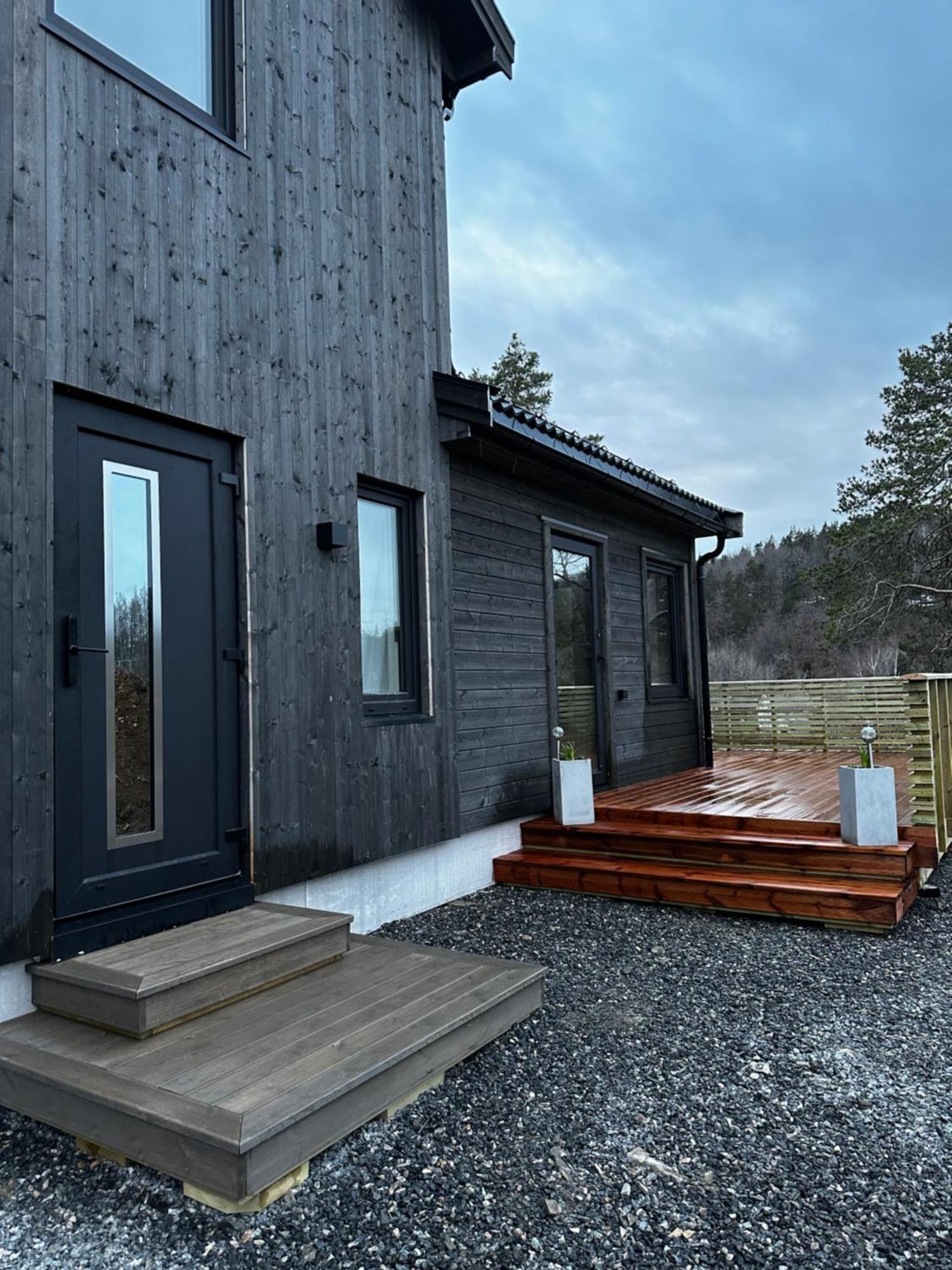 Familievennlig Apartment Tvedestrand Buitenkant foto